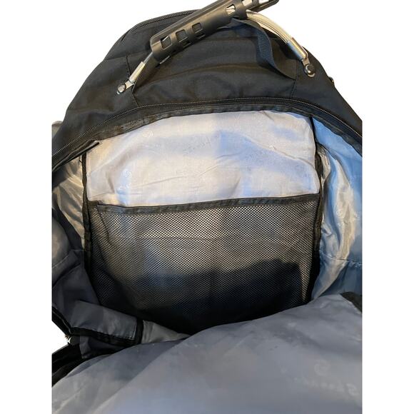 Shrradoo Computer Charging Backpack - Picture 3 of 4